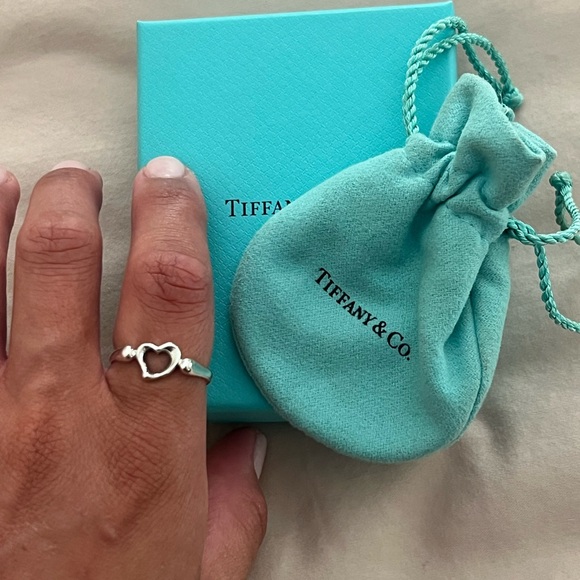 Tiffany & Co. Silver Heart Band - Picture 3 of 4